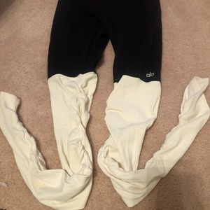 Alo yoga pants. Leg Warner bottom